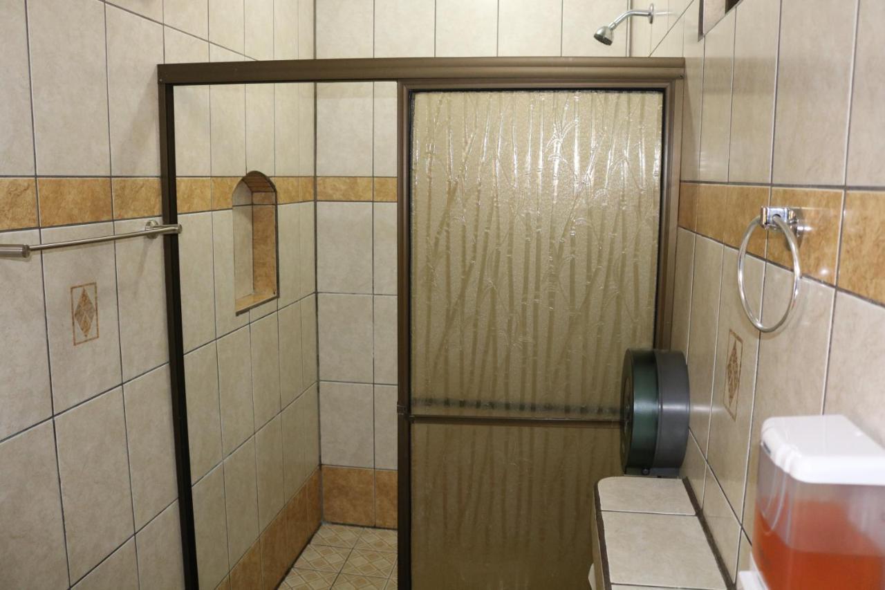 Cabinas Sueno Real San Rafael De Guatuso Eksteriør billede